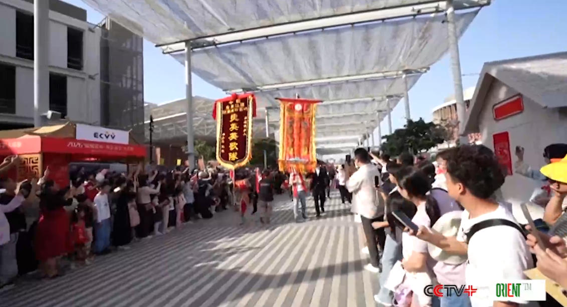 Hytaý Täze ýyly Dubaý şäherindäki Expo City-de giň gerimli ýöriş bilen bellenildi